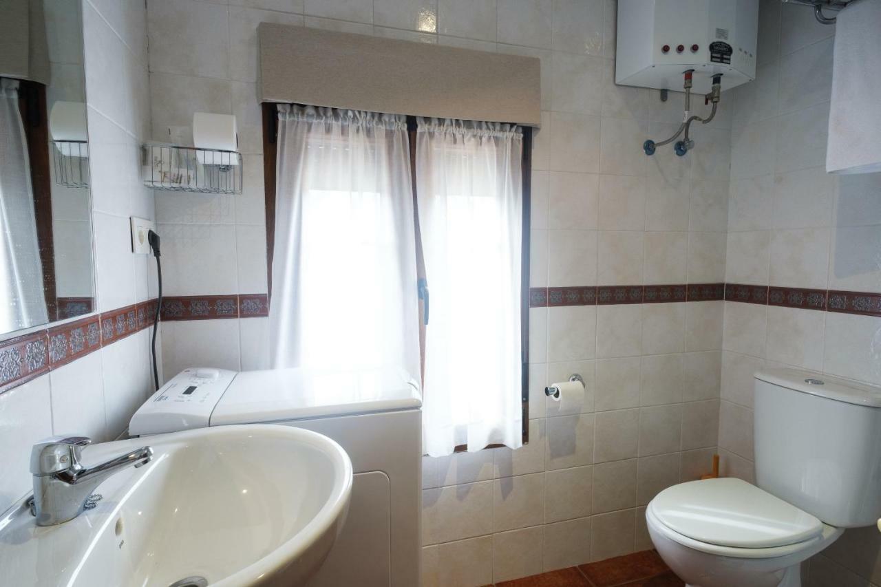 Apartamentos De Herminia Manzaneda  Buitenkant foto